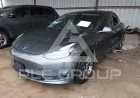2018 Tesla Model 3 фото