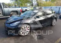 2018 Tesla Model 3 фото