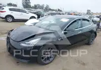 2018 Tesla Model 3 фото
