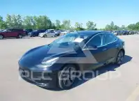 2018 Tesla Model 3 фото