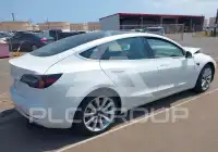 2018 Tesla Model 3 photo
