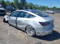 2018 Tesla Model 3 photo