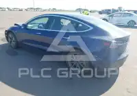 2018 Tesla Model 3 фото