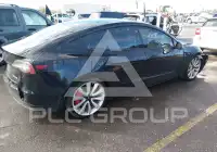 2018 Tesla Model 3 фото