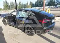 2018 Tesla Model 3 photo