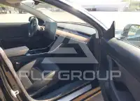 2018 Tesla Model 3 фото