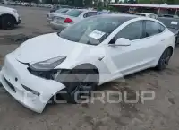 2018 Tesla Model 3 photo