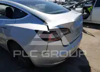 2018 Tesla Model 3 фото
