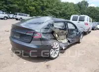 2018 Tesla Model 3 фото