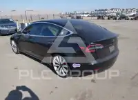 2018 Tesla Model 3 photo