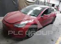 2018 Tesla Model 3 фото