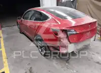 2018 Tesla Model 3 фото