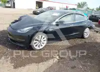 2018 Tesla Model 3 фото