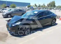 2018 Tesla Model 3 фото