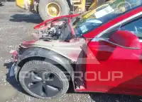 2018 Tesla Model 3 фото