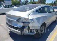 2018 Tesla Model 3 photo