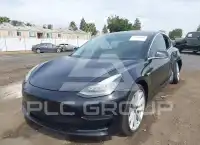 2018 Tesla Model 3 фото