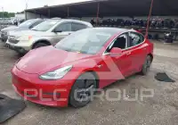 2018 Tesla Model 3 фото