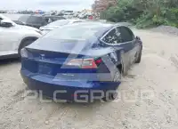 2018 Tesla Model 3 фото
