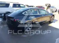 2018 Tesla Model 3 фото
