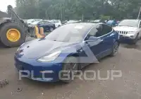 2018 Tesla Model 3 фото