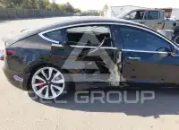 2018 Tesla Model 3 photo