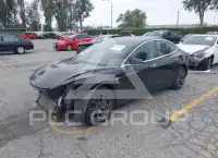 2018 Tesla Model 3 фото