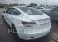 2018 Tesla Model 3 photo