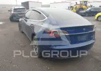 2018 Tesla Model 3 фото