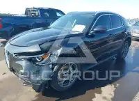 2018 Alfa Romeo Stelvio фото