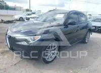 2018 Alfa Romeo Stelvio фото