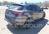 2018 Alfa Romeo Stelvio photo