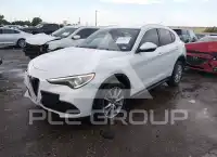 2018 Alfa Romeo Stelvio фото