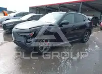 2018 Alfa Romeo Stelvio фото