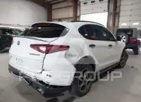 2018 Alfa Romeo Stelvio фото