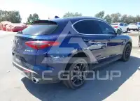 2018 Alfa Romeo Stelvio фото