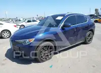 2018 Alfa Romeo Stelvio фото