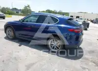 2018 Alfa Romeo Stelvio фото