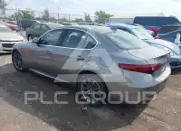 2018 Alfa Romeo Giulia фото