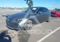 2018 Lexus IS300 photo