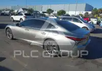 2018 Lexus LS500 фото