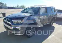 2018 Toyota 4 RUNNER photo