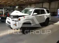 2018 Toyota 4 RUNNER photo
