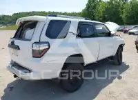 2018 Toyota 4 RUNNER фото