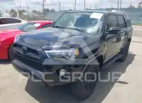 2018 Toyota 4 RUNNER photo