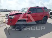 2018 Toyota 4 RUNNER фото