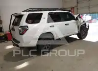 2018 Toyota 4 RUNNER photo