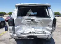 2018 Toyota 4 RUNNER photo