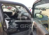 2018 Toyota 4 RUNNER photo