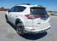 2018 Toyota RAV4 фото